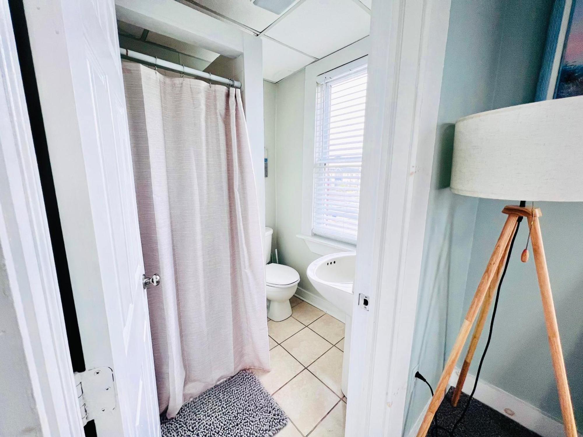 Entire Lovely 3 Bedroom, 2 Bathroom Apartment! 1 Block To The Beach And Boardwalk! Wildwood Eksteriør bilde