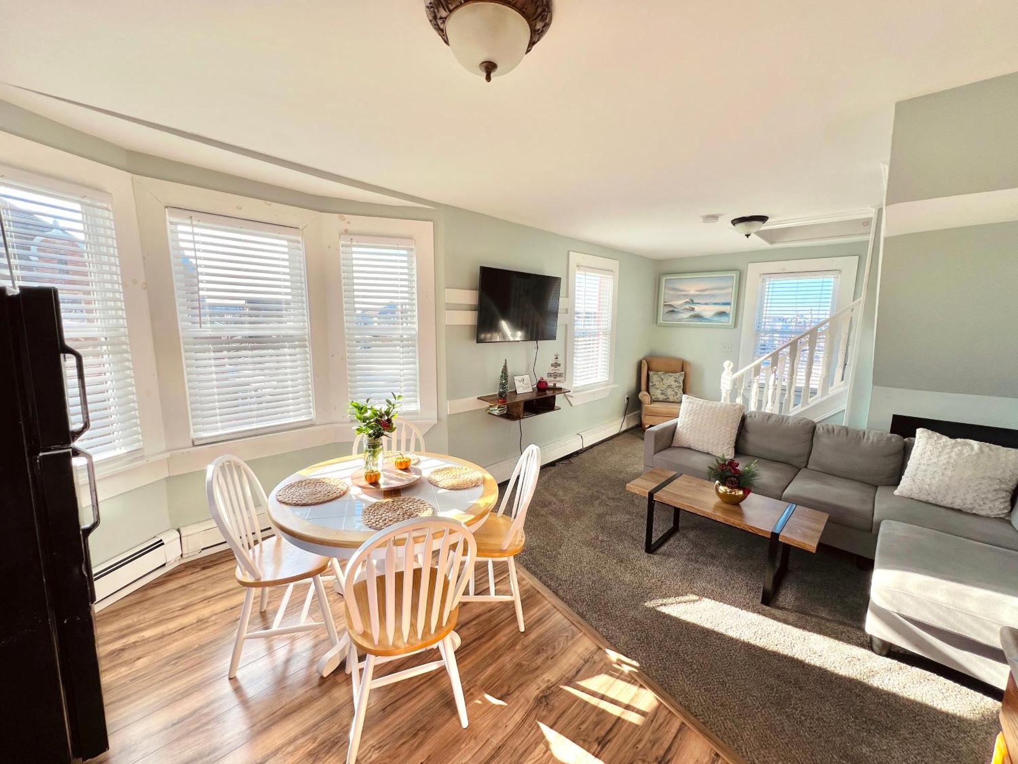 Entire Lovely 3 Bedroom, 2 Bathroom Apartment! 1 Block To The Beach And Boardwalk! Wildwood Eksteriør bilde